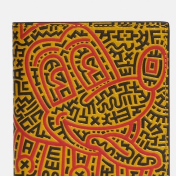 NWT collectible  Coach Disney Mickey MouseX
Keith Haring Passport Case - Picture 2 of 3